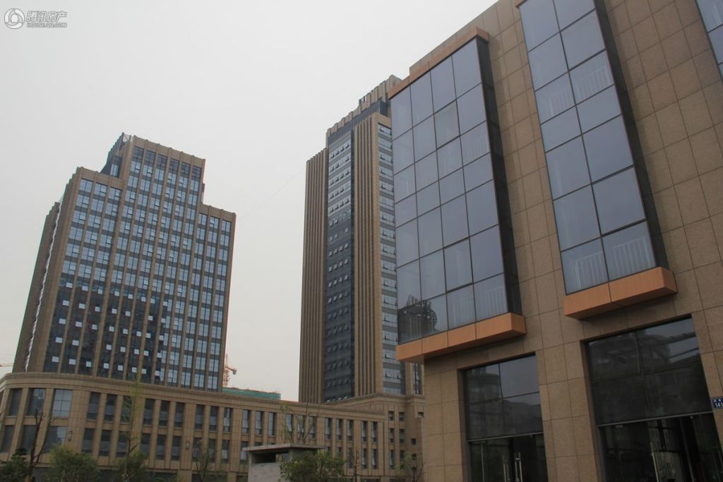 龙翔大厦实景图